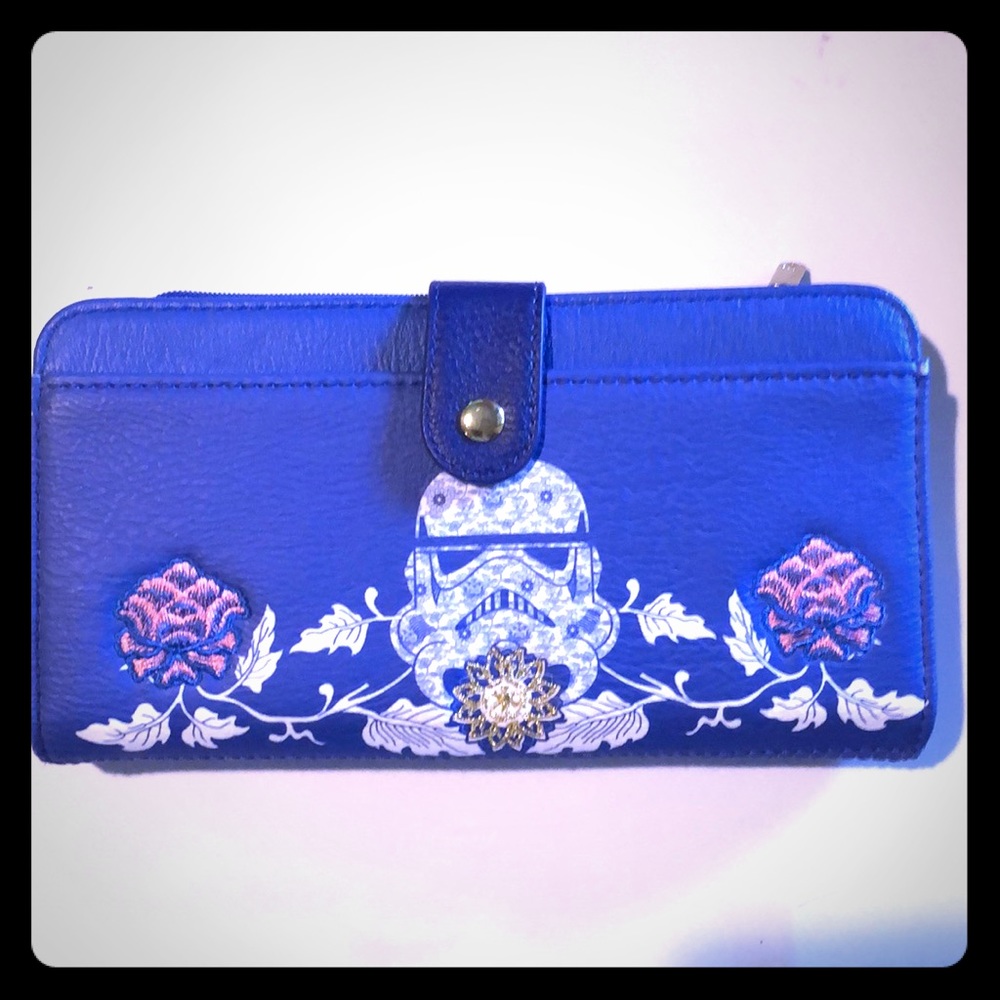 Loungefly Star Wars wallet